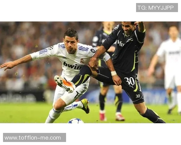 足球明星的羽毛纹身背后的故事与意义探秘