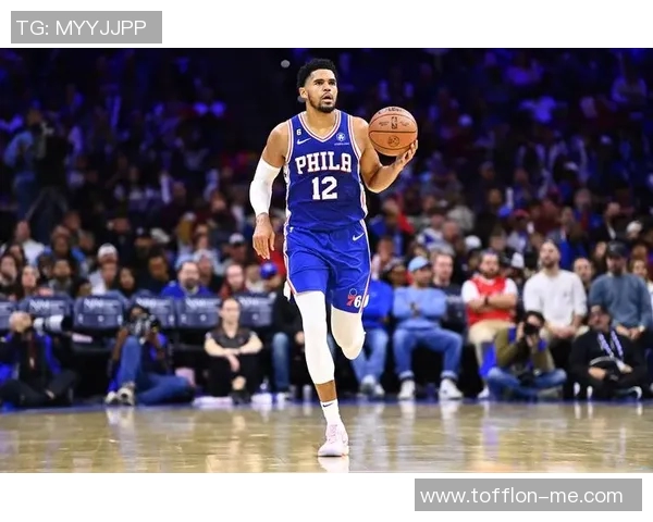 哈里斯篮球明星的传奇之路与成就背后的故事揭秘